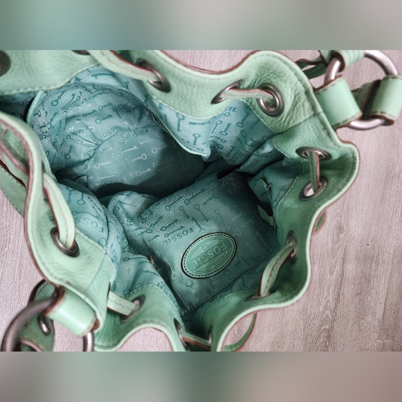 Fossil Grayson Bucket Bag Drawstring Mint Green Leather Hobo Shoulder Purse - Picture 3 of 6